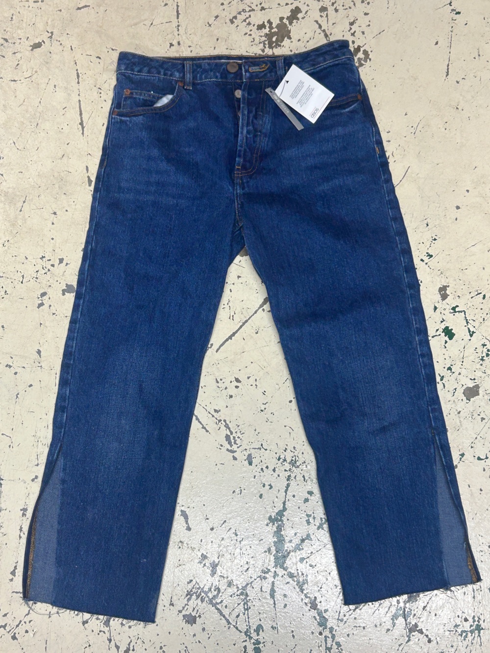 NWT ASOS Women’s Cropped Denim Button Up Jeans Size 28/30